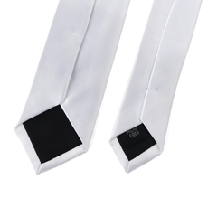 Skinny Tie para Hombres y Mujeres de 2" (5 cm) de ancho. Corbata delgada, color blanco sólido. Corbata para Look Formal.
