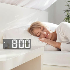 Reloj despertador digital LED, Muestra temperatura, Brillo ajustable, Modo de 12/24 horas