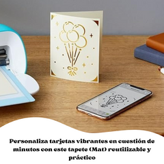 Tapete para tarjetas CRICUT Original, de 4.5 x 6.25 pulgadas, para Cricut Joy. Cricut Alfombrilla para tarjetas CRICUT JOY. Color Celeste. Light Grip.