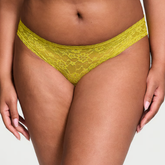 Bikini Panty VS. Panti Victoria Secret para mujer. Color verde de encaje.
