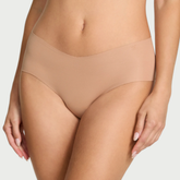 No Show Cheeky Panty VS. Panti Victoria Secret para mujer. Color Moca. Invisible.
