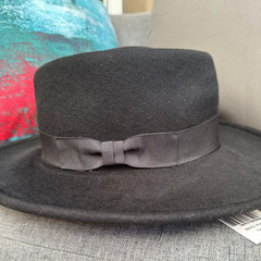 Sombrero Genuino de Diseñador Eric Javits NY - Wool Planter - Color negro.