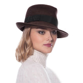 Sombrero Genuino de Diseñador Eric Javits NY - Velour Classic - Color Brown.