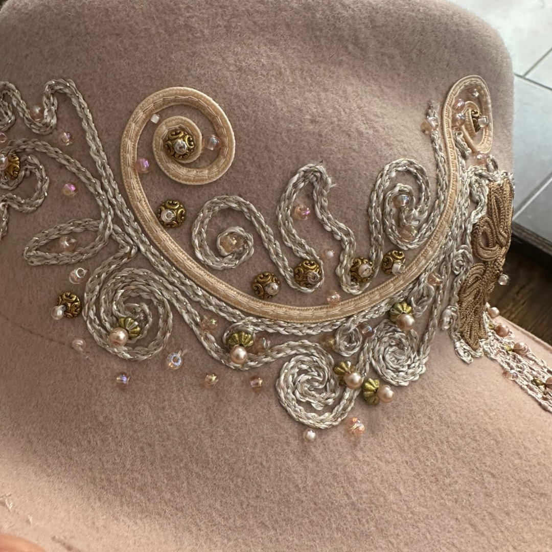 Sombrero Genuino de Diseñador Eric Javits NY - Adele - Color Tawny - Rosa Pálido.