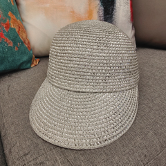 Sombrero Genuino de Diseñador Eric Javits NY - Mondo Cap - Color Plata.
