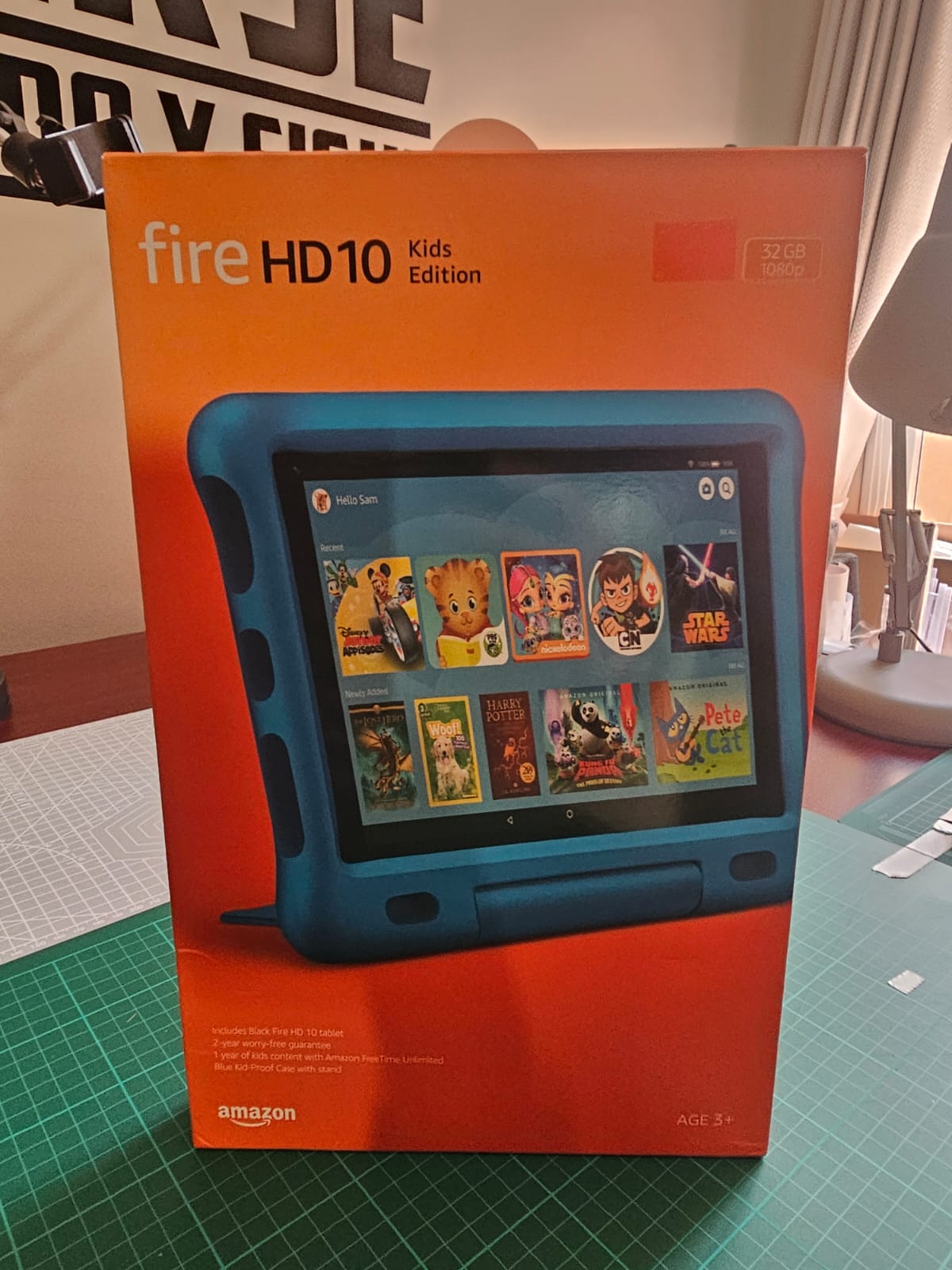 Amazon Tablet Fire HD 10 Kids - Pantalla 10.1 pulgadas 1080p Full HD, 32 GB, Funda Azul (Edición 2019)